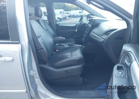 2017 Dodge Grand Caravan Gt z USA, uszkodzony, nr VIN 2C4RDGEG4HR864707